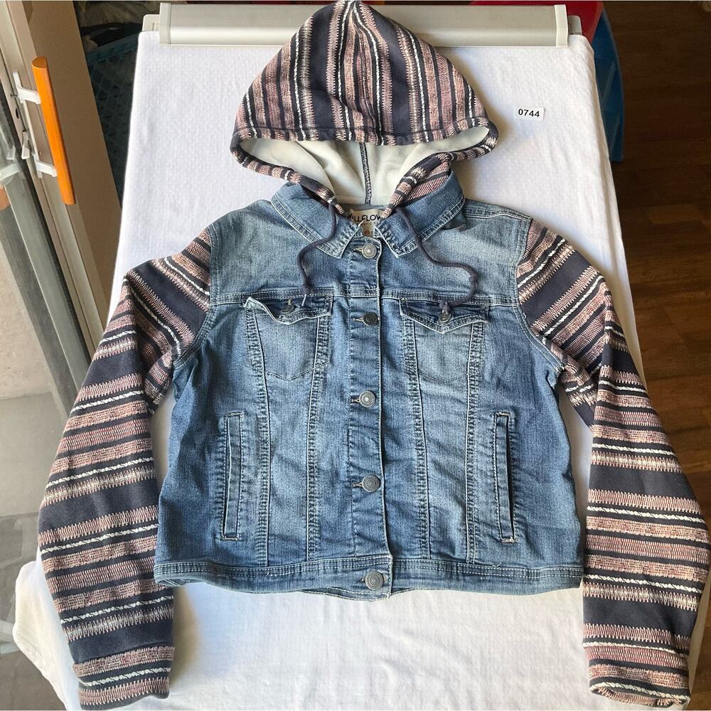 Wall Flower Kid’s Denim Jacket with Hoodie, size XL, Blue & Tan, Many Pockets
